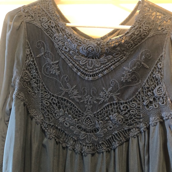 Sheer lace navy blue top - Picture 2 of 3
